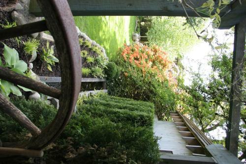 Bed & Breakfast Thistledown House