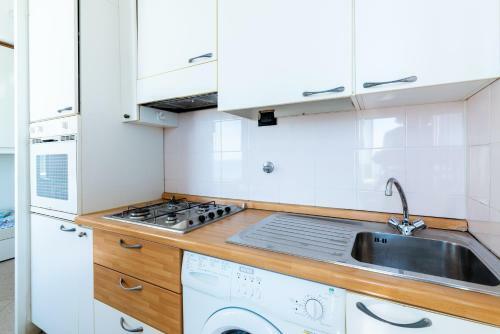 Apartamento Beach Front Home - Appartamento Sulla Spiaggia