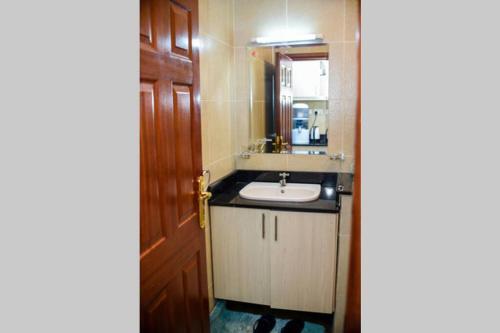 Apartamento West Suites - 112