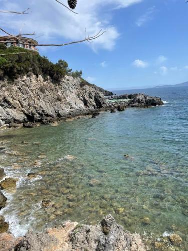 Apartamento Villa Il Molinaccio Con Spiaggia Privata E Terrazza Sul Mare
