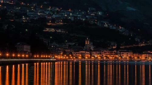 Amore Di Lago