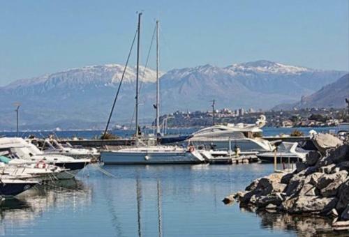 Hostal Il Gallo Di Eracle - Charming Suites & Rooms