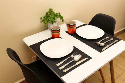 Exquisite Fully Furnished 1 Bedroom Apartment