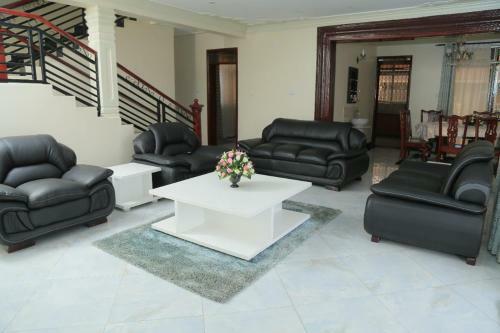 Agroturismo Comfort Luxury Villa Mbarara