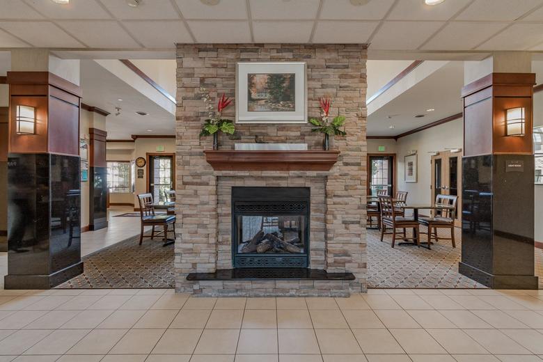 Hotel Staybridge Suites South Bend-university Area