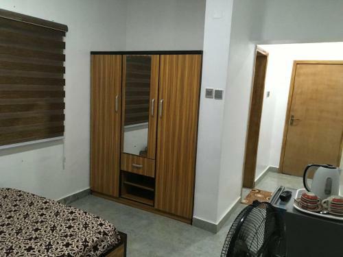 Apartamento Residential House In A Secure & Serene Environment