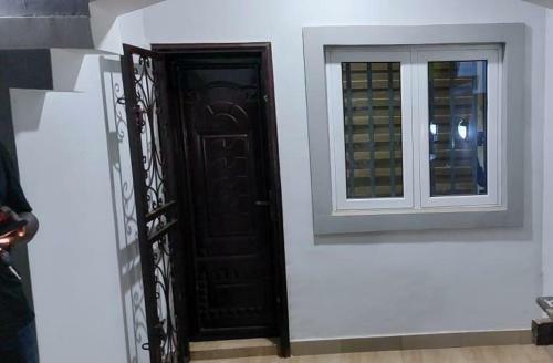 Apartamento Residential House In A Secure & Serene Environment