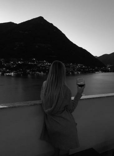 L'una Di Lago Lake Apartment With Parking
