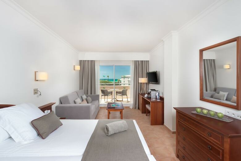 Hotel Valentin Sancti Petri