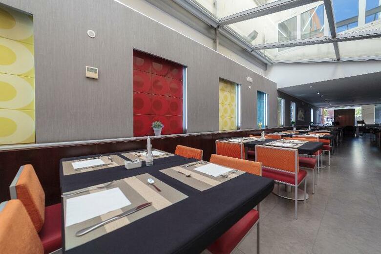Hotel H2 Salymar