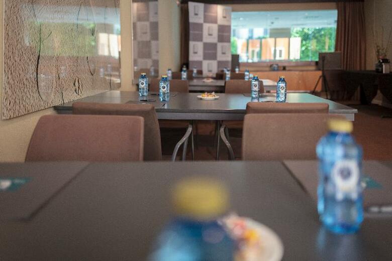 Hotel H2 Salymar