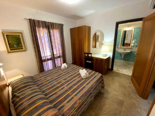 Hotel Guest House By Sos Flores