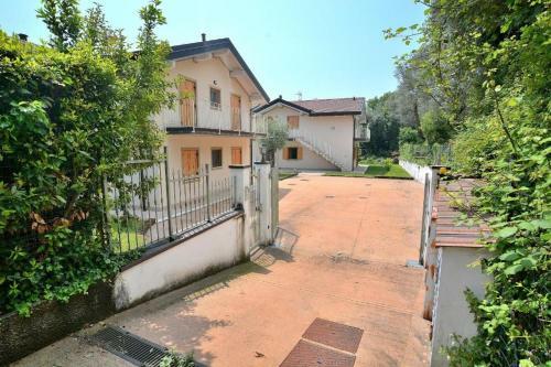 Apartamento Appartamenti Theo E Fabiola Con Piscina E Vista Lago