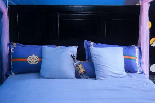 Free Wifi, Free Breakfast At Awooooo Accommodation Kampala