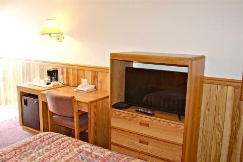 Rainbow Motor Inn