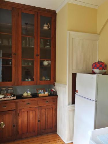 Bed & Breakfast At Wit's Inn