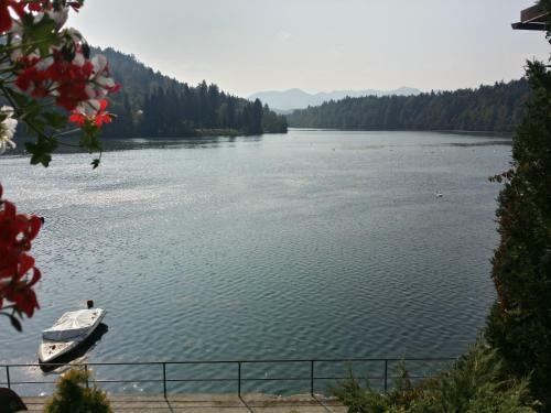 Bed & Breakfast Gostisce Jezero