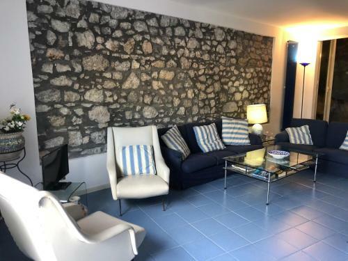Taormina Center Apartment With Sea View