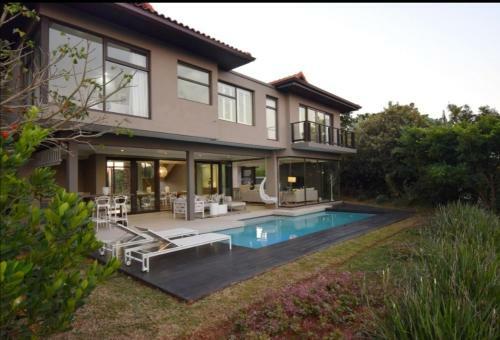 Zimbali 4 Bedroom Luxury Bali Segara