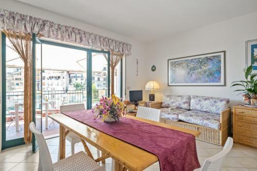 Taormina Comfortable Apartment With Terrace