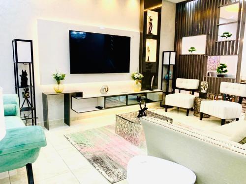 Shortlethomes Tiara's Short Let Apartment In Lekki Phase 1