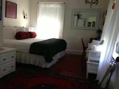 Bed & Breakfast The Shore Path Cottage