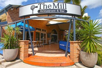 Windmill Motel And Reception Centre