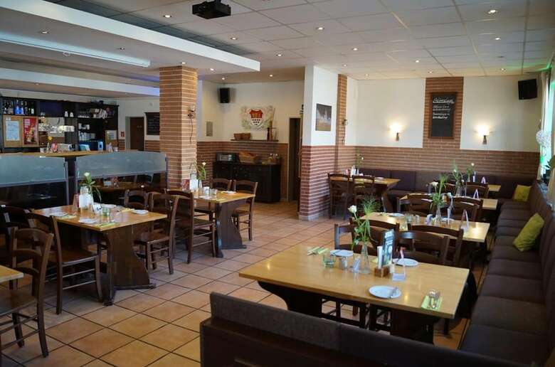 Hostal Akazienhof Hotel & Brauhaus