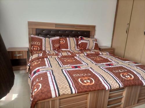 Luxurious And Stunning 3 Bed Apartment