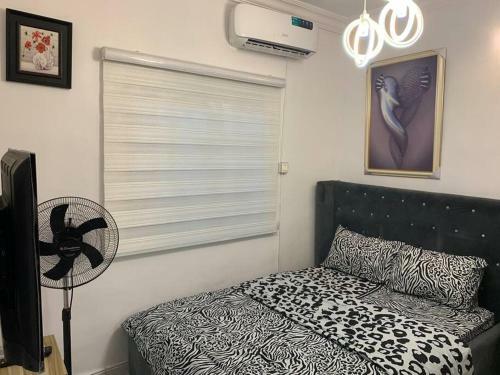 Dinero Sapphire Apartment - One Bedroom Shortlet