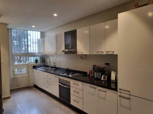 The One Luxury Apartment With Dressing Room