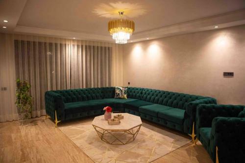 Apartamento Between Land&sea Luxurious Apt With Swimming Pool