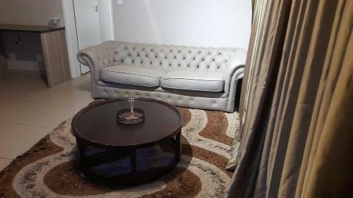 Birchwood Village Luxury Apartment