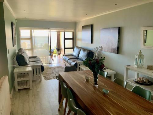 Sage At Whale Cove - Sea Facing Apartment