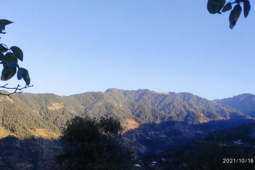Twin Sister Huts - Rejuvenate In Himalayas