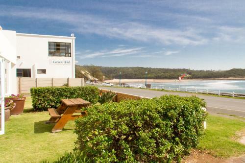 Bayview Seafront Apartment
