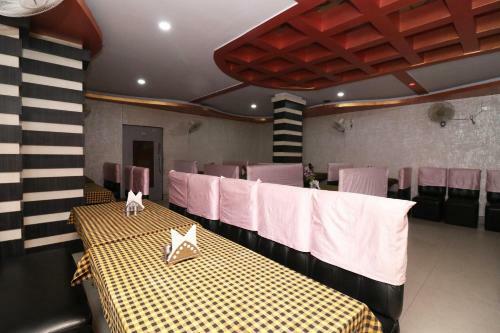 Oyo 29064 Hotel Sai International
