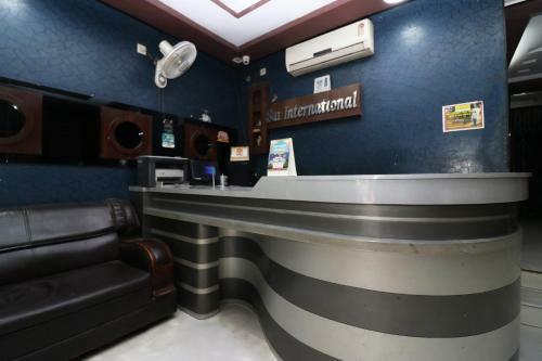 Oyo 29064 Hotel Sai International