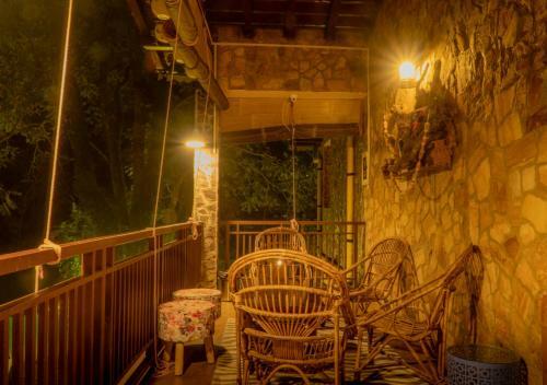 The Hosteller Naukuchiatal, Bhimtal