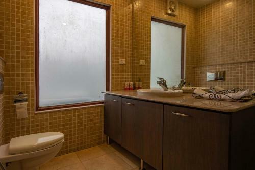 Villa Stayvista At Lakeview Manor