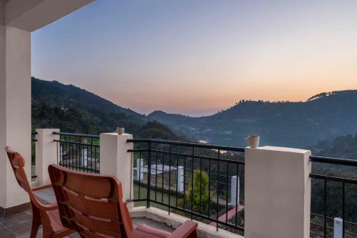 Stayvista At Lakeside Chalet 1