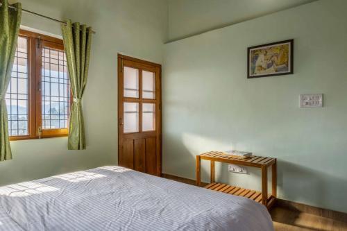 Stayvista At Lakeside Chalet 1