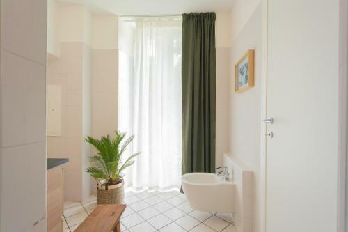 Enchanted Como Lake - Tremezzo Apartments By Rent All Como
