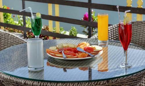 Hotel H Lake View, Bhimtal, Nainital