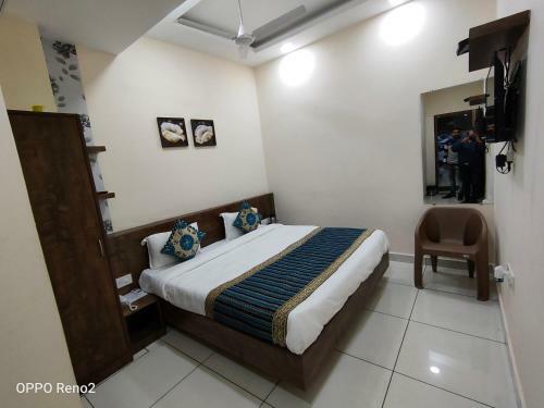 Amrit Hotel, Bhopal