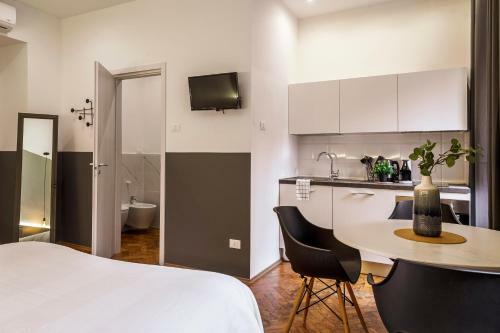 Apartamento Romantic Studio In The Heart Of Trieste