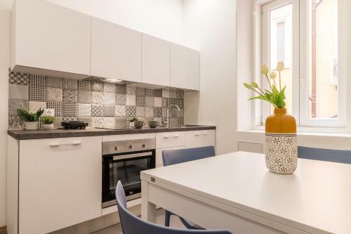 Apartamento Elegante 8 Posti Vicino Alla Stazione - Grey E Blu