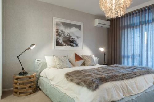 Dolphin Beach Luxury Apartment By Stadtgold
