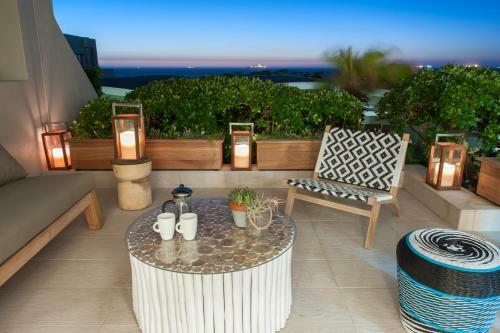 Dolphin Beach Luxury Apartment By Stadtgold