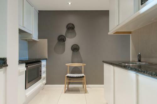 Dolphin Beach Luxury Apartment By Stadtgold